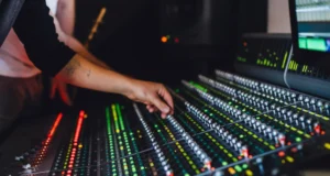 ¿Es el Pop música comercial? Free music producer photo