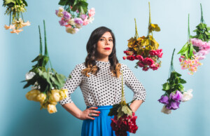 karina lehman con flores
