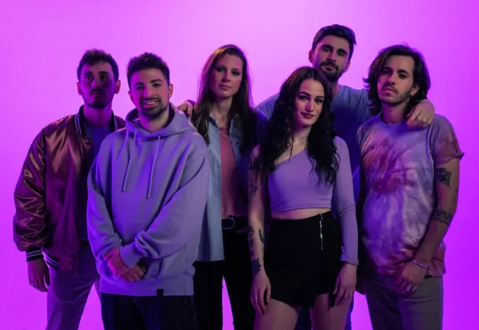 Cives estrena ‘El mundo gira’, su nuevo single junto a Vila (cantante de Vaho) cives