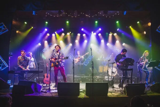 amores tangos en un show en vivo