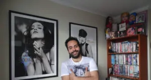 eduardo espinoza con su colección sobre madonna