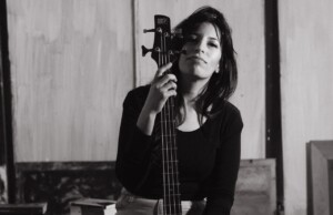 Daiane Antoine encuentra su voz en su debut como solista con su EP «Sin poder esconderme» daiane antoine y su bajo