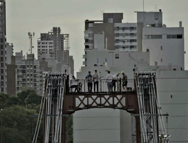 chino mansutti y los cronopios puente colgante santa fé