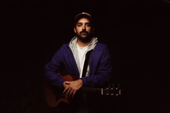Frescura y melancolía, «Jazmín» lo nuevo de Sebastián Díaz Ramos SEBASTIÁN DÍAZ RAMOS