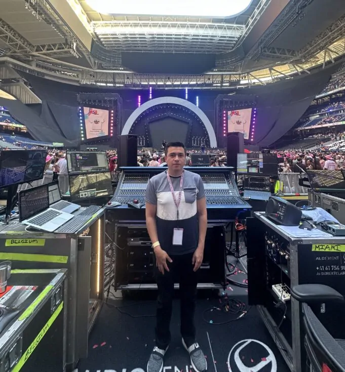 Andrés Rivera, el mago de las luces detrás los shows más imponentes del mundo andrés rivera