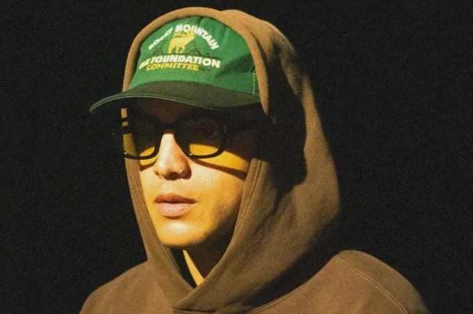Gabriel Dinero lanza «para siempre??», un debut vulnerable y directo gabriel dinero