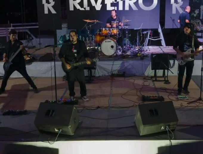 Riveiro, la banda mexicana, presenta nuevo vídeo riveiro