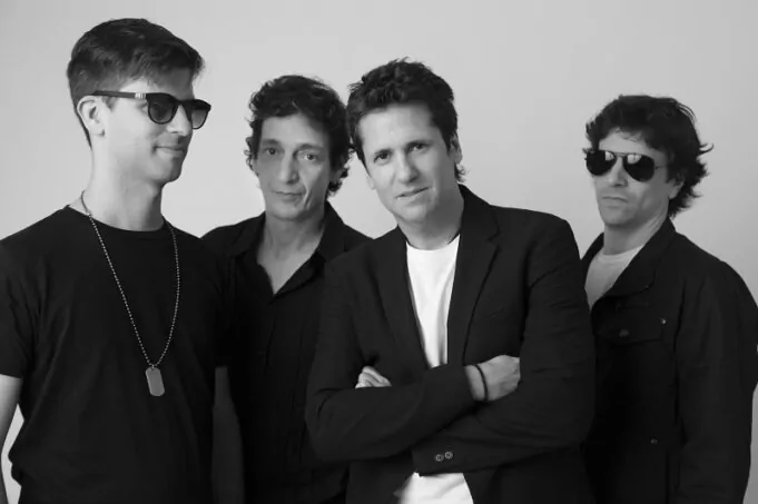 Mago Santo lanzó su álbum debut «El puente hacia mí» mago santo