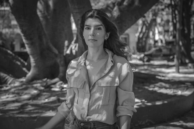 Inés Martina lanzó «Rocola Latina» y se presenta el 9 de abril en Casa Gómez inés martina