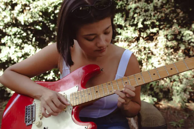 Antonella Restucci lanzó nuevo single y se presenta en vivo este 20 de marzo en CC Matienzo antonella restucci