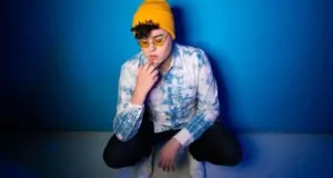 ERIC presenta Paranoid, un single de pop alternativo que explora la desconfianza y las tensiones emocionales dentro de una relación.