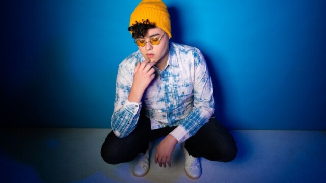 ERIC presenta Paranoid, un single de pop alternativo que explora la desconfianza y las tensiones emocionales dentro de una relación.