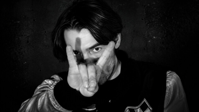 Descubrí "TOURNIQUET", el nuevo lanzamiento de EGO DEF, una intensa combinación de rap alternativo, hip-hop experimental y atmósferas industriales.