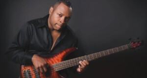 Keith Satterfield presenta Eternal Wisdom, un homenaje a Earth, Wind & Fire y al legado musical de su padre Louis Satterfield.