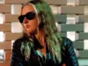 Bailey Bomar presenta “Not Me”, un single de alt-pop cinematográfico sobre identidad, expectativas y libertad personal, con influencias new wave.