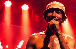 Octubre es Oktubre: música, serigrafía y cultura en el Centro Cultural 990 Hernán «El Cabra» de Vega