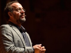Sergio Feferovich vuelve a Tandil con “La Música de las Ideas” Sergio Feferovich en Tandil