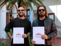 Integrantes de Regular Juan, banda nominada a los Premios AqM 2026.